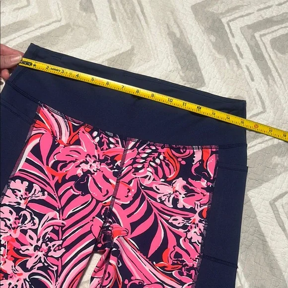 Lilly Pulitzer Luxletic Cropped Athletic Leggings Pants L Large - Picture 6 of 10